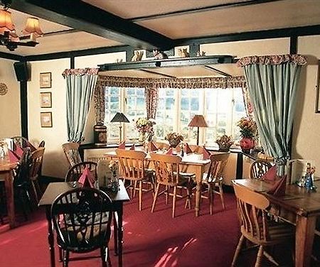 The Druid Inn Llanferres Luaran gambar