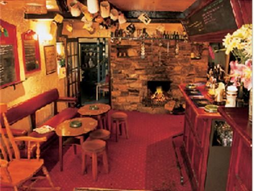 The Druid Inn Llanferres Luaran gambar